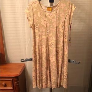 Tan flower print petite medium dress by Ruby Rd.